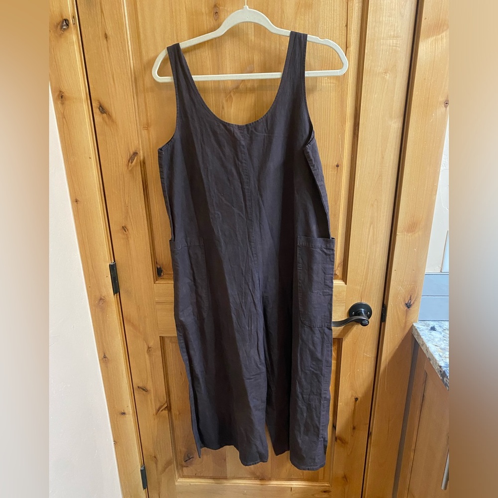 Wavy Matter Sleeveless Small Purple Romper with Pockets